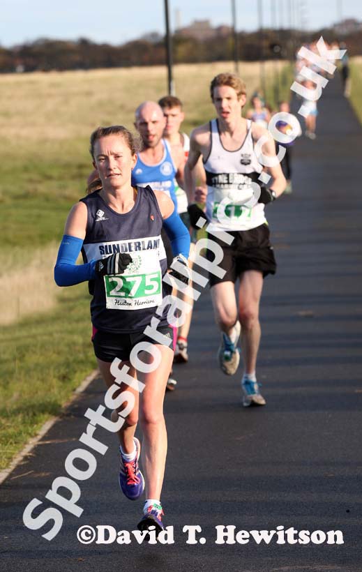 Alyson Dixon (Sunderland Strollers) on her way to winning the Heaton Memorial Road Race, Newcastle Town Moor. Photo: David T. Hewitson/Sports for All Pics